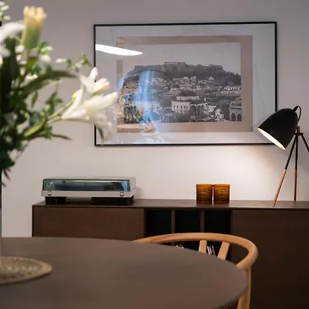 Unique 2 Bedrooms Apartment, Steps To Plaka And Center Ateny