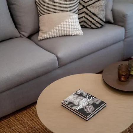 Unique 2 Bedrooms Apartment, Steps To Plaka And Center * Atenas