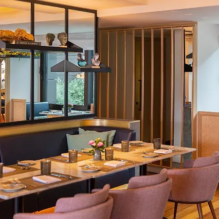 Capital Center - Mgallery Collection Hotel 5*