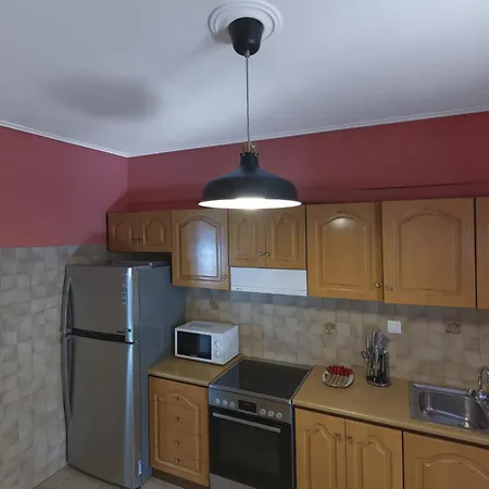 2 Bedroom Close To Children's Hospital Apartment *