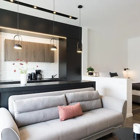 Voda Luxury #501 - Acropolis View Rooftop Apartament