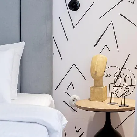 Appartement An Outstanding 3 Bdrm In The Heart Of Athene