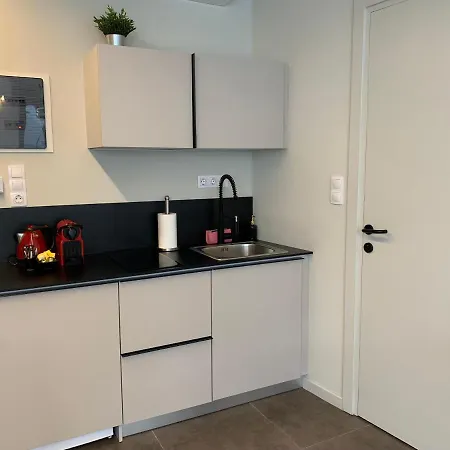 Apartment M17 & In The Heart Of