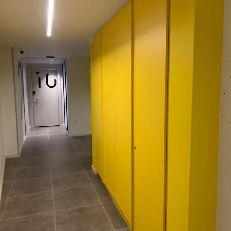 Apartment M17 & In The Heart Of *