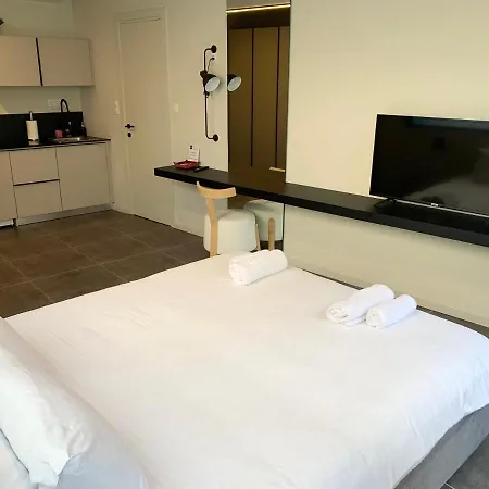 M17 & In The Heart Of Apartment *