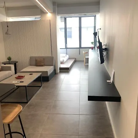 M17 & In The Heart Of Apartment *
