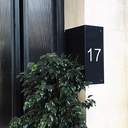M17 & In The Heart Of Apartment *