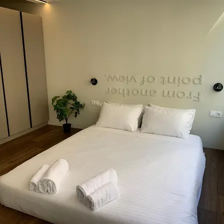 M17 & In The Heart Of Apartment