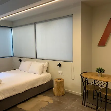 M17 & In The Heart Of Apartment *