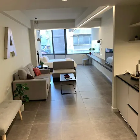 M17 & In The Heart Of Apartment *