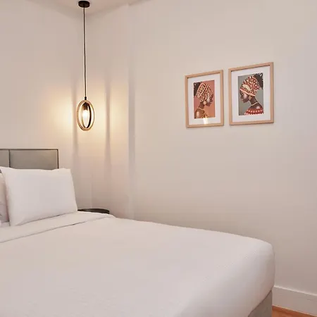 Urban Heights 3bd Apt, Next To Hilton Apartment *