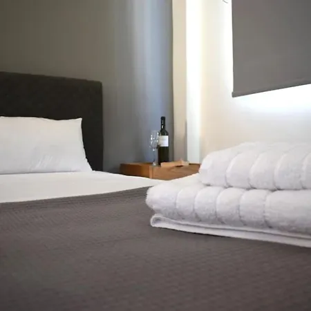 Acropolis View Downtown Apartment *
