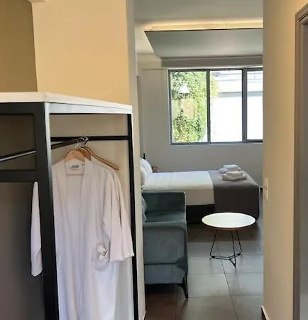 Acropolis View Downtown Apartment