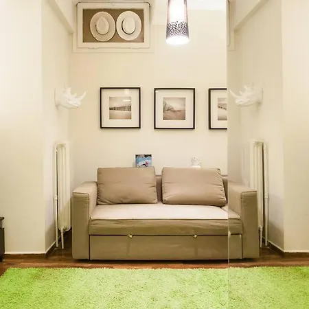 Traveler's Dream In Historic Acropolis Downtown Apartment Athens