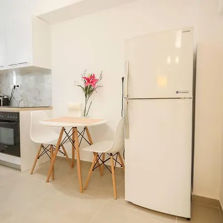 Apartment 350m From Museum Of Acropolis A Cozy & Quiet House