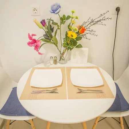 Apartment 350m From Museum Of Acropolis A Cozy & Quiet House *