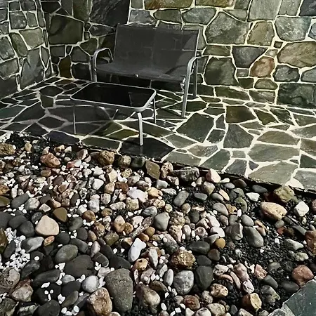 Beautiful With Private Yard