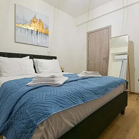 Apartment Areos Comfort Living - Alexandras Ave 72 Athens