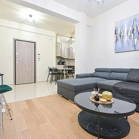 Areos Comfort Living - Alexandras Ave 72