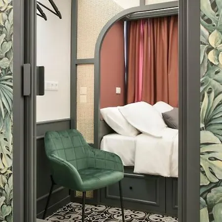 Luxury Ii Athens