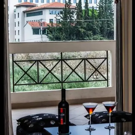 Filoxenia House Marousi -private Parking- Athens