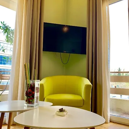 Olympian Zeus Apartment