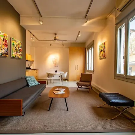 Apartment Artistic Spacious Next To Metro Monastiraki Athens