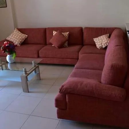 Apartment Stavros Niarhos *