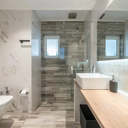 Appartement Petralona Stylish Penthouse