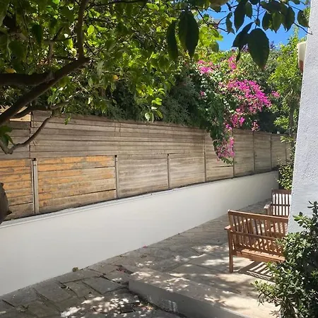 Modern Maisonette / 5 Min! * Athens