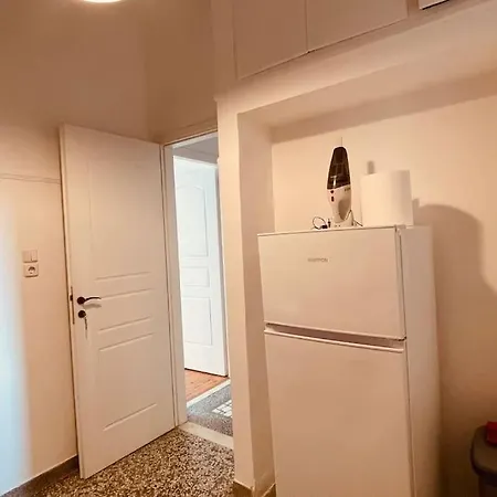 Daisy 15 Min To Acropolis Apartment Athens