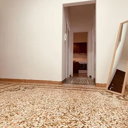 Apartment Daisy 15 Min To Acropolis Athens