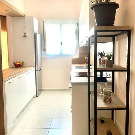 Athens Nice Apartment * Athens