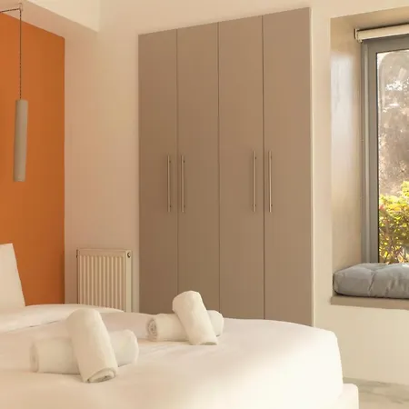 Luxury With Parking-living Stone Silver Appartamento