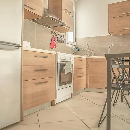 Spacious1 Bedroom Flat In The Heart Of * Athens