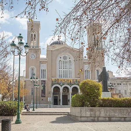 Spacious1 Bedroom Flat In The Heart Of Athens