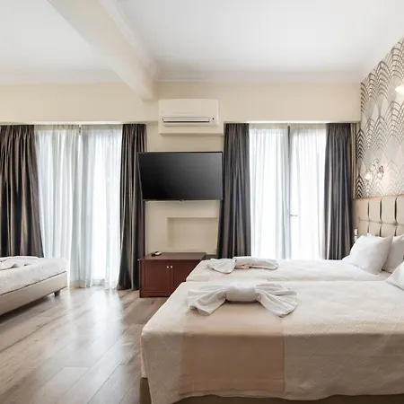Hotel Golden 3*