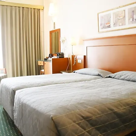 Hotel Adrian