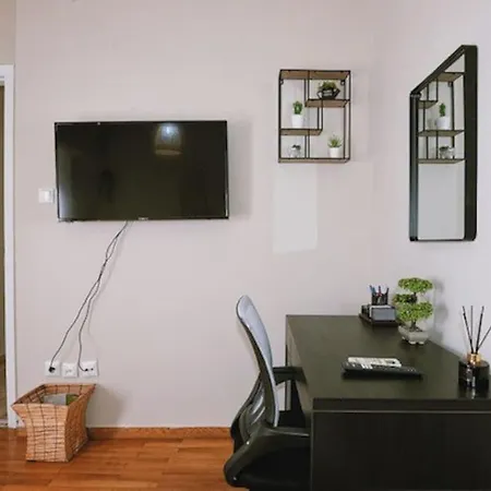 Διαμέρισμα Cozy In The Heart Of Athens!
