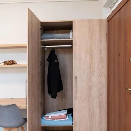 Twins - Concert Hall Apartment Athens