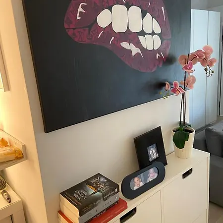 Glyfada Apartment *