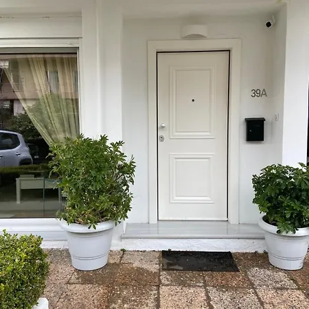 Glyfada Apartment *