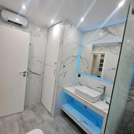 Luxury In Attiki Apartment *