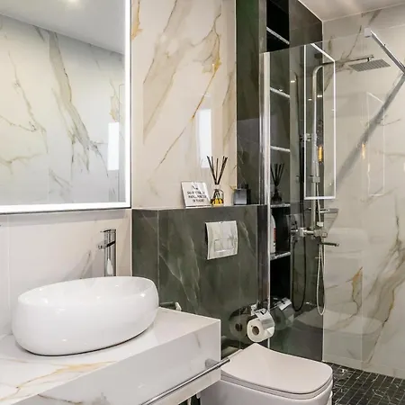 Apartment Ecostay - Infinity Business Class 2bdr By The Sea In Alimos Athens