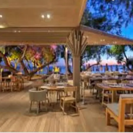 Apartment Ecostay - Infinity Business Class 2bdr By The Sea In Alimos *