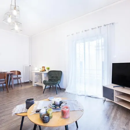 With Parking Near Medical Center Apartment Athens