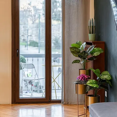 Acropolis Prestige Apartment *