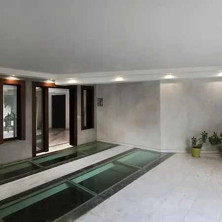 Apartment Acropolis Elegant *