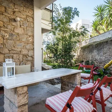 Glyfada 2 Bedrooms 4 Persons By Mps Athens
