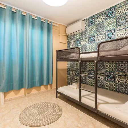 Glyfada 2 Bedrooms 4 Persons By Mps Athens
